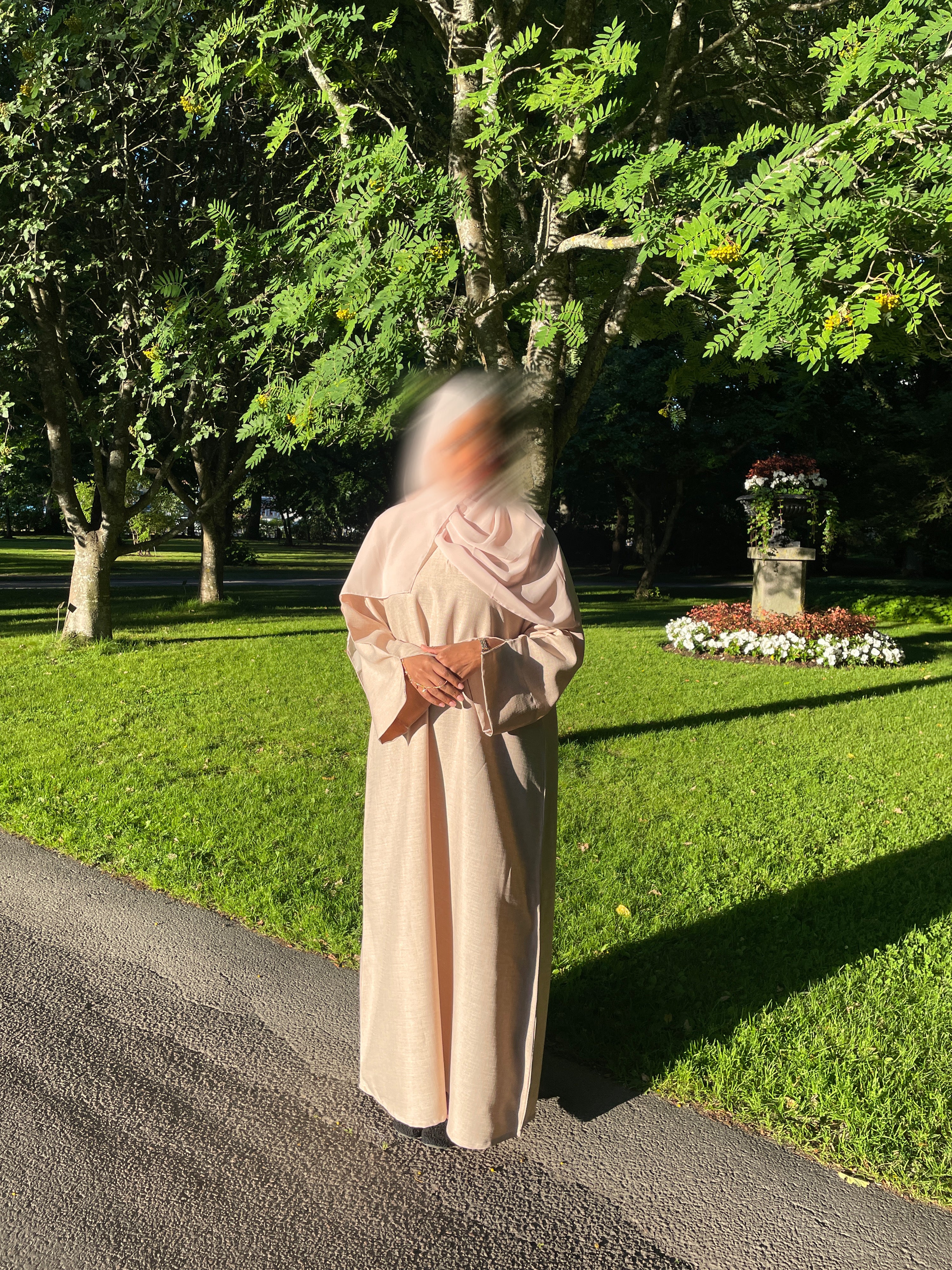 Linen Abaya – Blush Beige