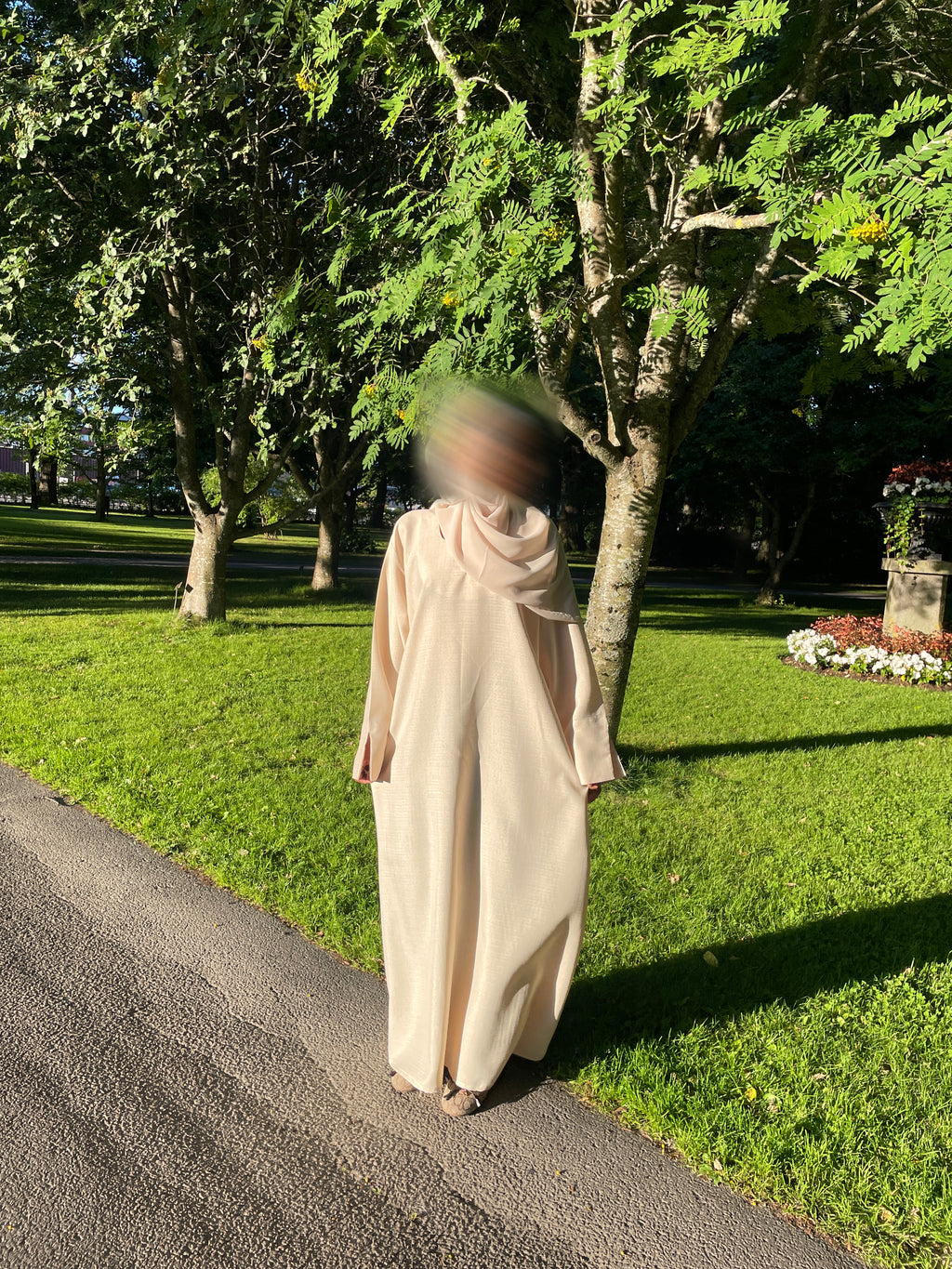 Linen Abaya – Ivory Sand