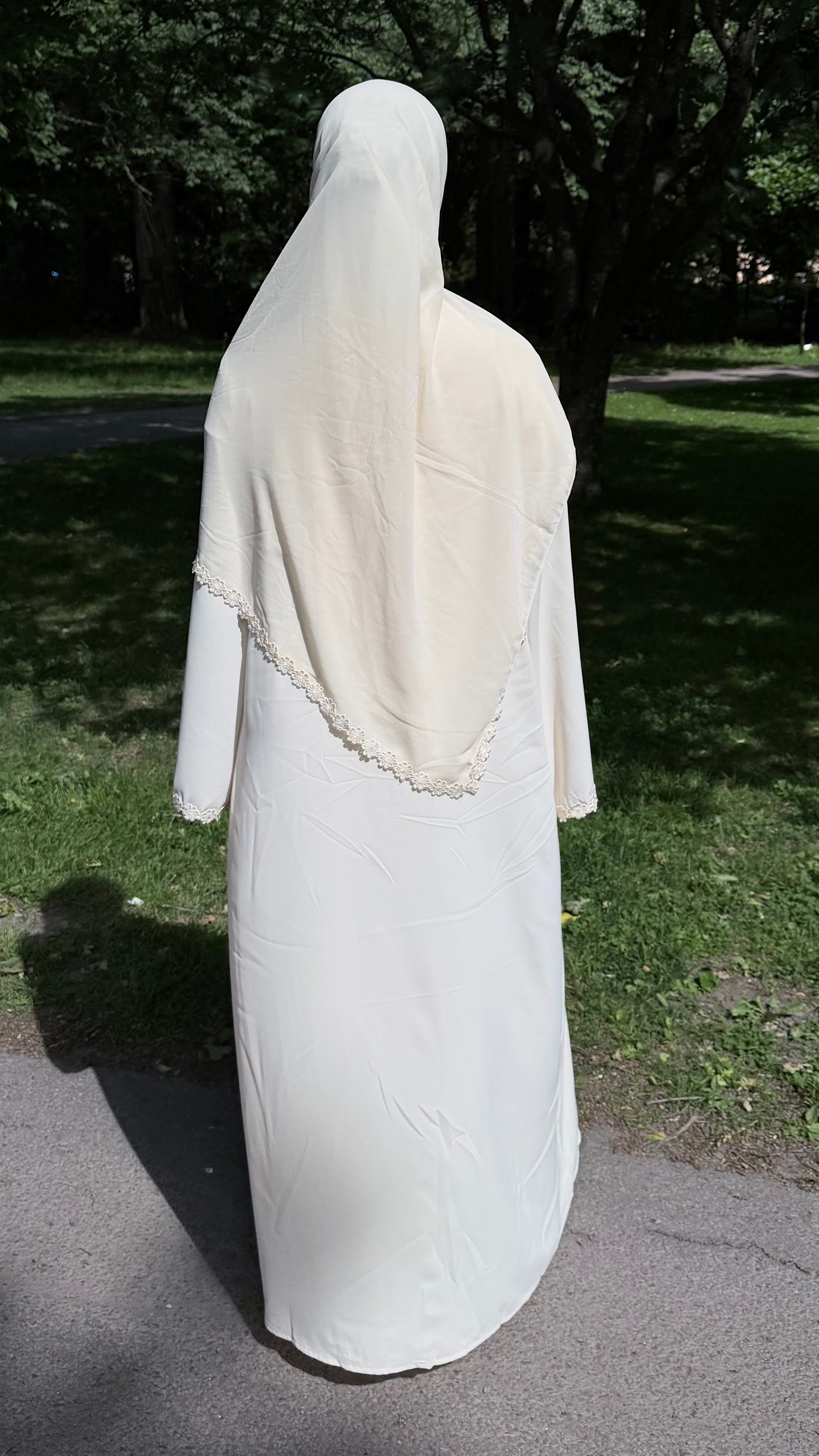 Floral Abaya – Soft Cream