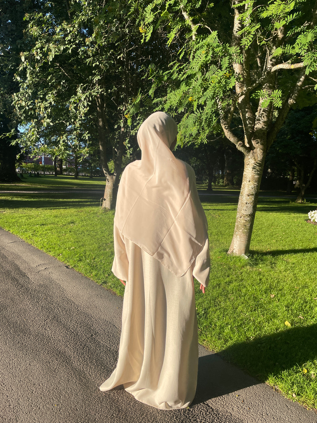 Linen Abaya – Ivory Sand